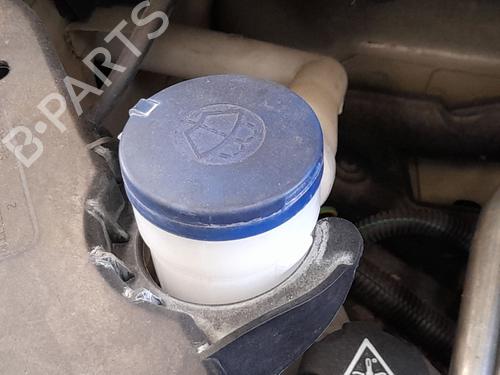 Used Windscreen washer tank Windscreen washer tank 37796072 37796072