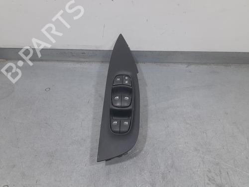 Used Left front window switch NISSAN QASHQAI II (J11, J11_) 1.5 dCi (116 hp) 30081236
