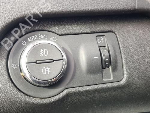 Used Headlight switch OPEL INSIGNIA A Sports Tourer (G09) 1.6 CDTi (35) (136 hp) 29307853