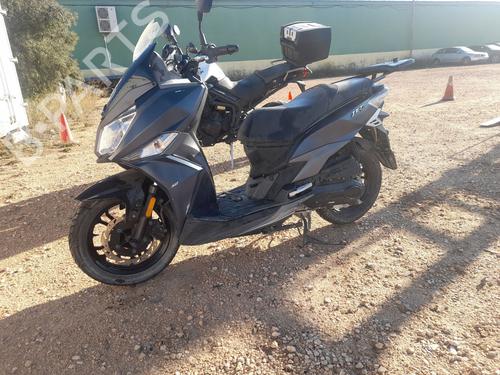 Luz central traseira SYM JET Jet 4 50 | BP31762372I39 