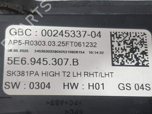 Left tailgate light SKODA OCTAVIA IV (NX3, NN3, PV3) 1.5 TSi | BP29944791C79 - Image 4