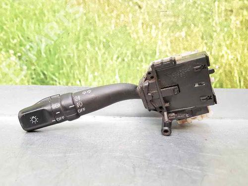 Used Headlight switch TOYOTA AVENSIS (_T25_) [2003-2008]  3157005