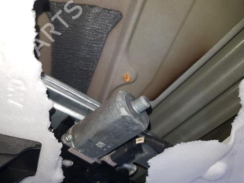 Used Front right window mechanism Front right window mechanism CITROËN C3 III (SX) 1.5 BlueHDi 100 (SXYHYP, SXYHTU) (102 hp) 33403497 33403497