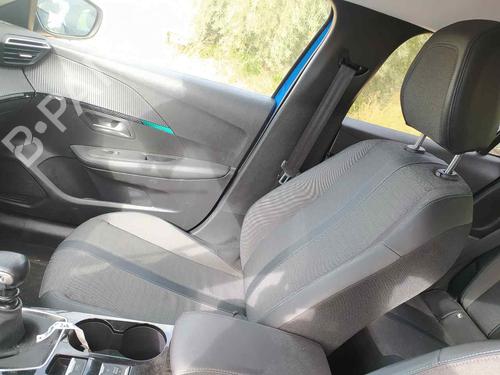 Used Right front seat PEUGEOT 208 II (UB_, UP_, UW_, UJ_) [2019-2025]  21196158