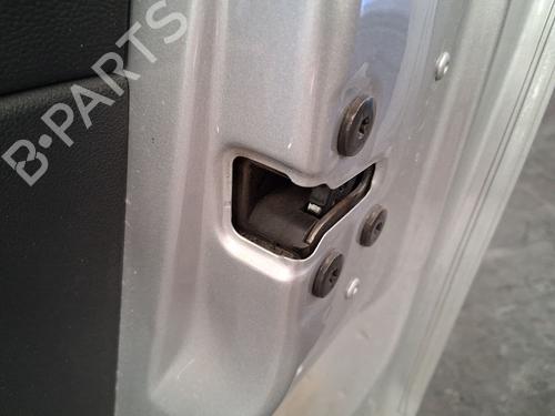 front-right-lock-renault-captur-i-j5_-h5_-2013-38439682 main image