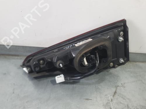 Left tailgate light TOYOTA COROLLA Saloon (_E21_) 1.8 VVTi Hybrid (ZWE211, MZEA12) | BP37273874C79 - Image 3