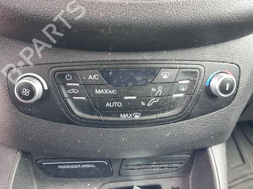 Used Climate control Climate control 38564863 38564863