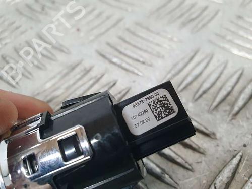 Switch PEUGEOT 308 II (LB_, LP_, LW_, LH_, L3_) 2.0 GT BlueHDi 180 | BP16839383I30