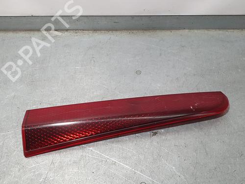 right-taillight-nissan-note-e11-ne11-piloto-techo-falso-rozado-y-canto-roto-2005-2006-2007-2008-2009-2010-2011-2012-2013-9422472 main image