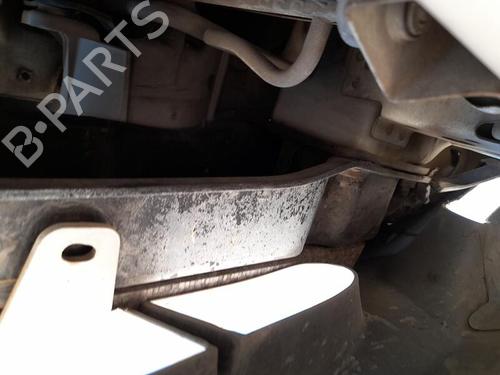 Used Front bumper reinforcement KIA SHUMA I (FB) 1.5 i 16V (AFB242) (88 hp) 30200896