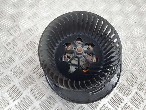 Used Heater blower motor BMW X4 (F26) xDrive 20 d (190 hp) 17640432