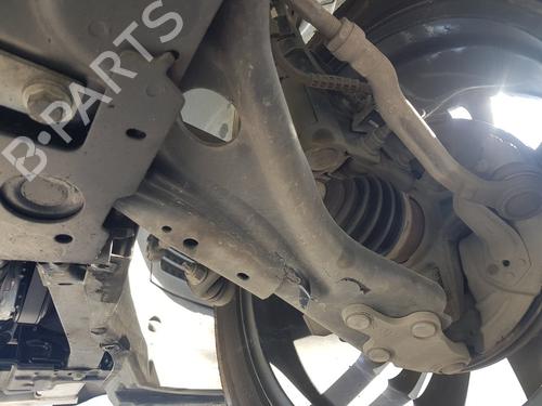 Used Right front suspension arm PEUGEOT 5008 II (MC_, MJ_, MR_, M4_) 1.5 BlueHDi 130 (MCYHZJ, MCYHZR, MCYHZX) (131 hp) 16113582