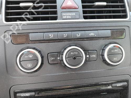 Used Climate control VW TOURAN (1T3) 1.6 TDI (105 hp) 28730725