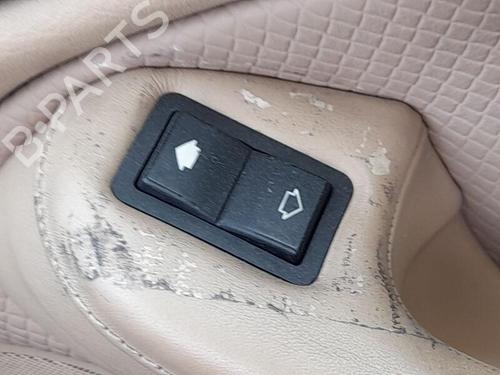 Used Right front window switch BMW 5 (E39) 525 d (163 hp) 26735639