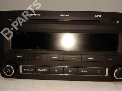Used Radio SKODA OCTAVIA II Combi (1Z5) [2004-2013]  322501
