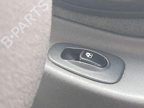 Used Right rear window switch HYUNDAI ACCENT II (LC) [1999-2012]  19327987