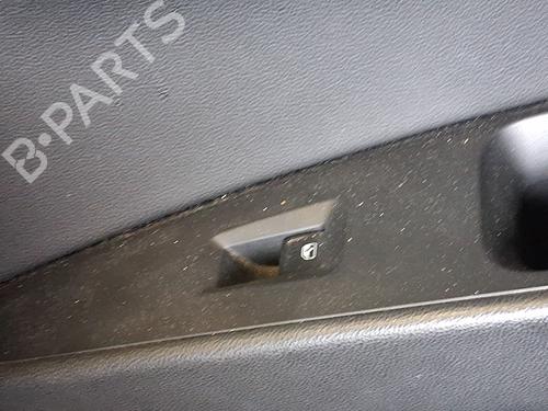 Used Right front window switch Right front window switch 38601398 38601398