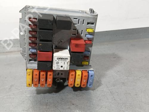 Used Fuse box Fuse box FIAT CROMA (194_) 1.9 D Multijet (194AXB1B) (120 hp) 34581403 34581403