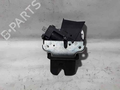 Used Tailgate lock VW PASSAT B6 (3C2) 2.0 TDI (170 hp) 6888541