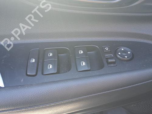 left-front-window-switch-hyundai-i20-iii-bc3-bi3-2020-34059360 main image