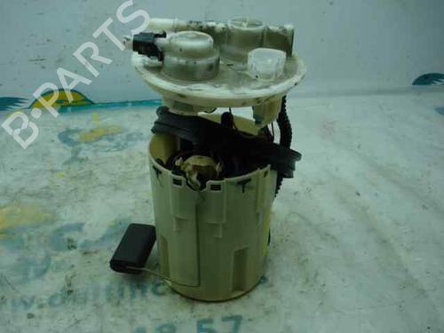 Used Fuel pump TOYOTA COROLLA (_E12_) 1.6 VVT-i (ZZE121_, ZZE121R) (110 hp) 1588848