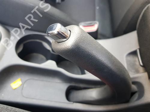 Hand brake HYUNDAI i30 Estate (FD) 1.6 CRDi (90 hp) 16035699