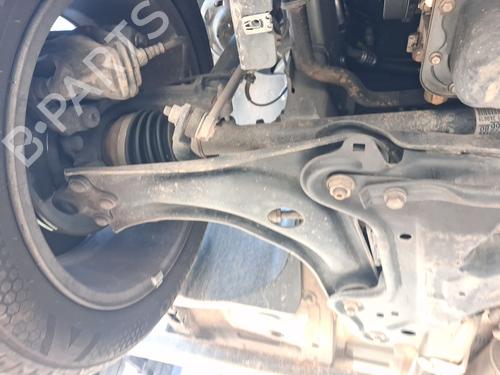 Used Right front suspension arm Right front suspension arm PEUGEOT 2008 I (CU_) 1.2 PureTech 82 (82 hp) 40452990 40452990