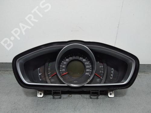 Instrument cluster VOLVO V40 Hatchback (525) D3 | BP24676351C47