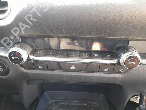 Used Climate control MAZDA CX-30 (DM) SKYACTIV-G M Hybrid (122 hp) 30174747