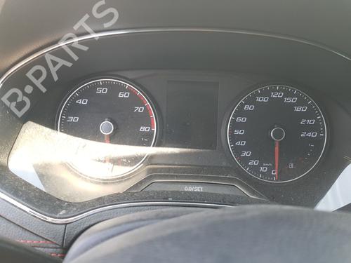 Used Instrument cluster Instrument cluster SEAT IBIZA V (KJ1, KJG) 1.0 TGI (90 hp) 33660111 33660111