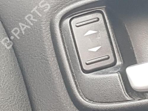 Used Right front window switch FORD MONDEO IV Saloon (BA7) [2007-2015]  29374204