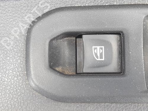 Used Right rear window switch Right rear window switch DACIA DUSTER (HM_) 1.5 dCi 115 4x4 (114 hp) 36304817 36304817
