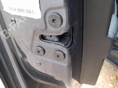 Front left lock RENAULT MEGANE IV Hatchback (B9A/M/N_) 1.2 TCe 130 (B9MR) | BP28818006C98 