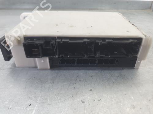 Fuse box TOYOTA COROLLA Saloon (_E21_) 1.8 VVTi Hybrid (ZWE211, MZEA12) | BP37274427E1 - Image 3