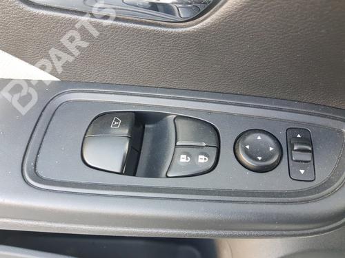 left-front-window-switch-nissan-micra-v-k14-10-ig-t-100-2016-9187425 main image