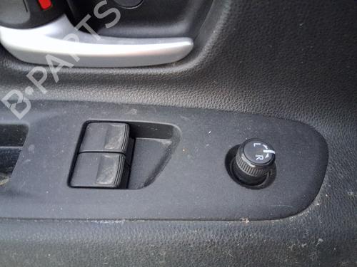 Used Left front window switch Left front window switch 38348019 38348019