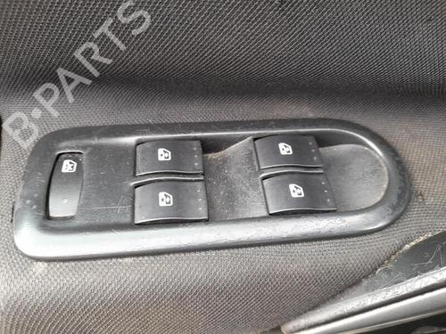 Used Left front window switch RENAULT MEGANE II Estate (KM0/1_) 1.6 16V (112 hp) 26407334
