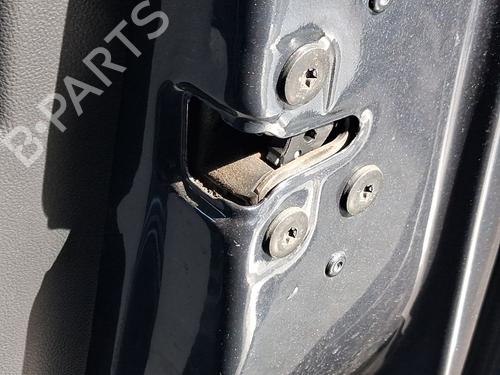 front-right-lock-renault-clio-iv-bh_-2012-2013-2014-2015-2016-2017-2018-2019-2020-2021-40603339 main image
