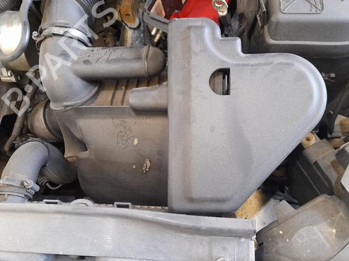 Luftfilter kasse Luftfilter kasse PEUGEOT 308 I (4A_, 4C_) 1.6 16V (120 hp) 37273709 37273709