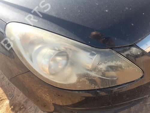 Højre forlygte OPEL CORSA D (S07) 1.4 (L08, L68) (90 hp) 26739269