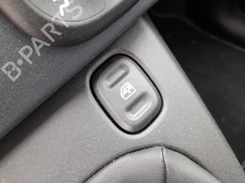 Used Right front window switch FIAT PANDA (312_, 319_) 1.0 Mild Hybrid (312.PYD1B) (69 hp) 29371405