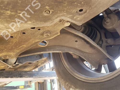 Used Left front suspension arm NISSAN QASHQAI II (J11, J11_) 1.5 dCi (110 hp) 29248240