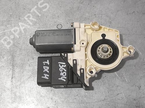 Right rear window motor SEAT LEON (1M1)  | BP11839451E22 