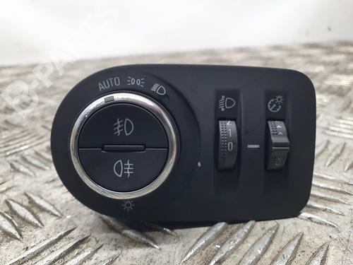 Used Headlight switch OPEL ASTRA K (B16) [2015-2022]  11870378