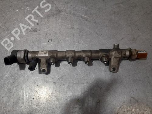 Used Injection rail VW TIGUAN (AD1, AX1) 2.0 TDI (150 hp) 11839652