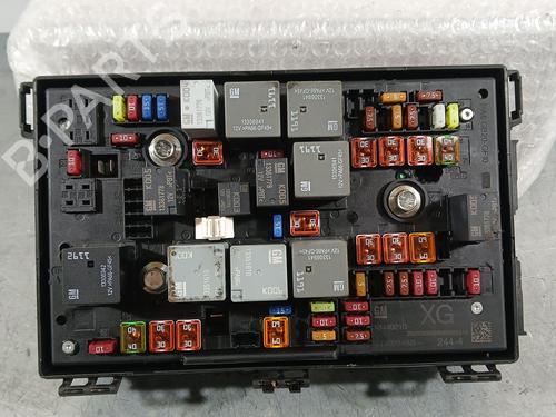 fuse-box-opel-astra-j-p10-2009-2010-2011-2012-2013-2014-2015-2016-40079141 main image