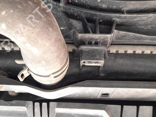 Used Water radiator Water radiator 37183613 37183613
