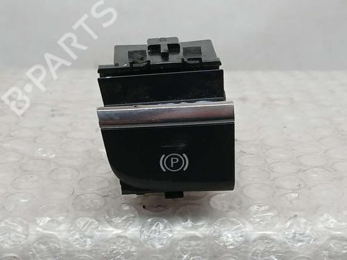 Used Hand brake AUDI A3 Sportback (8VA, 8VF) [2012-2021]  19544630