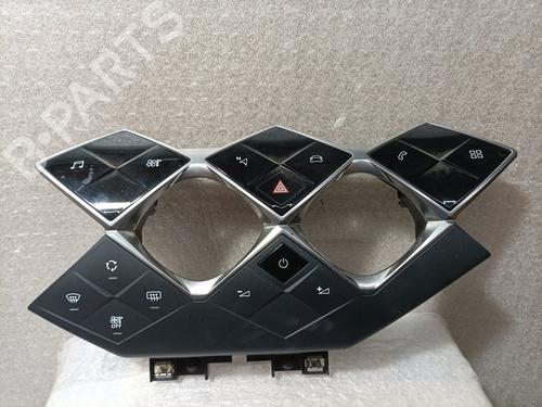 Used Switch DS DS 3 / DS 3 CROSSBACK (UR_, UC_, UJ_) [2018-2026]  8825187