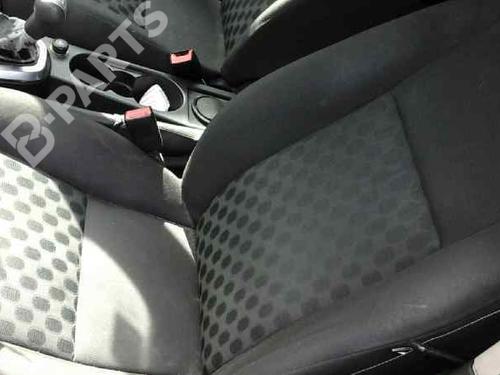 Used Left front seat Left front seat LAND ROVER FREELANDER 2 (L359) 2.2 eD4 (150 hp) 4583051 4583051